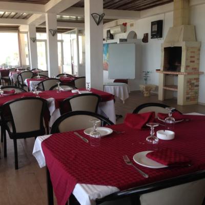 Hôtel 5* Pied Dans l'eau et Titre Foncier à Vendre à Hammamet